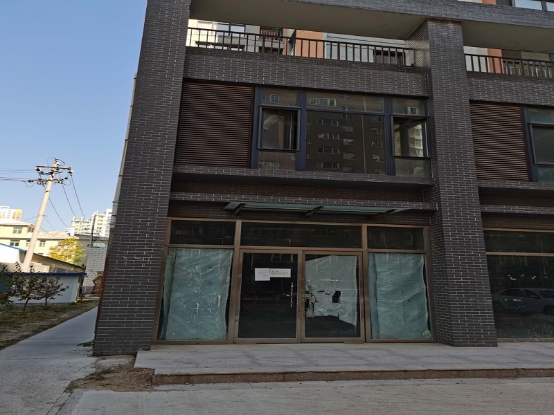 承德市雙橋區(qū)大石廟鎮(zhèn)莊頭營村臥龍山莊C2號樓109鋪（東9）三次出租